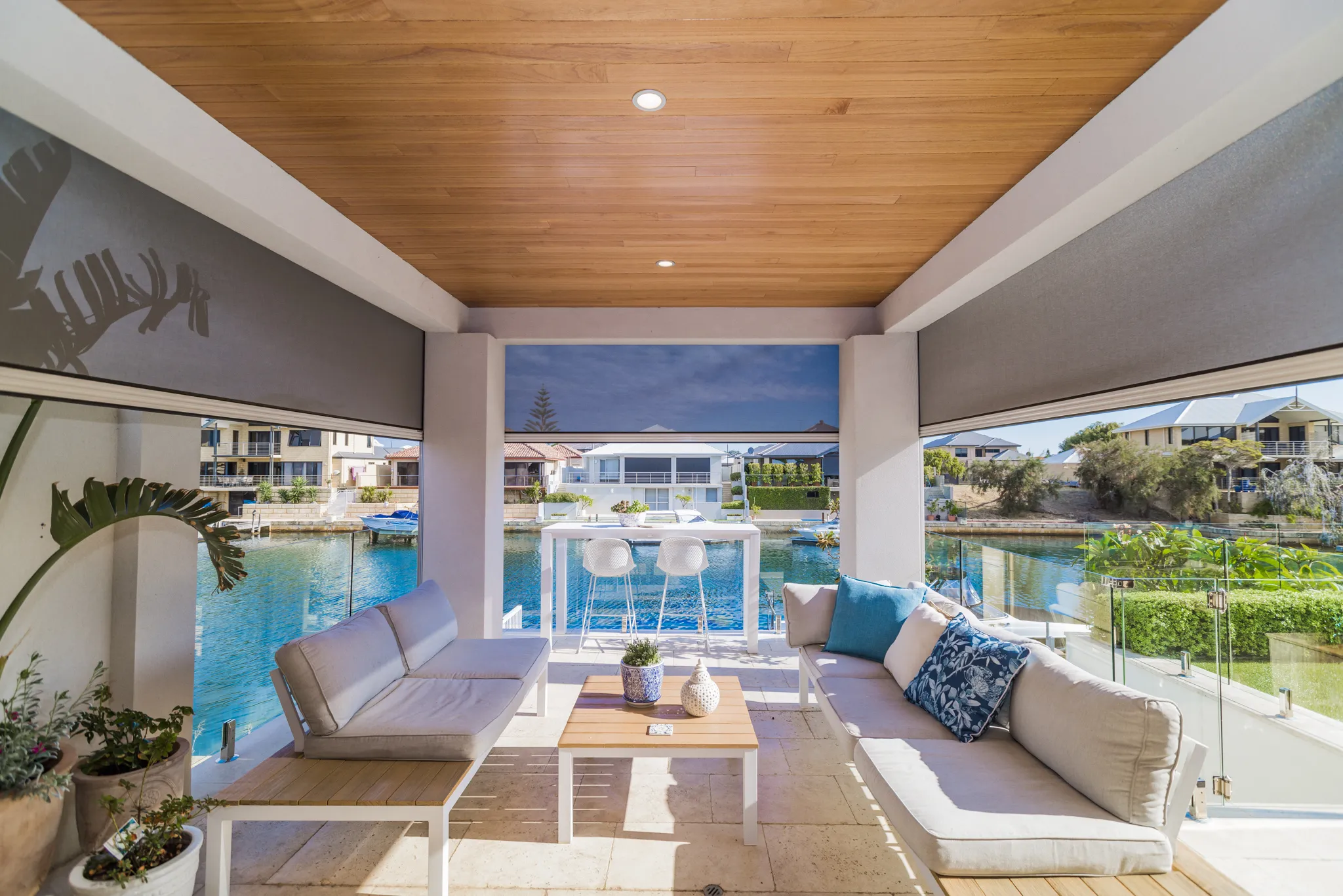 Roller Shutters and Outdoor Blinds Perth | Smarter Outdoors